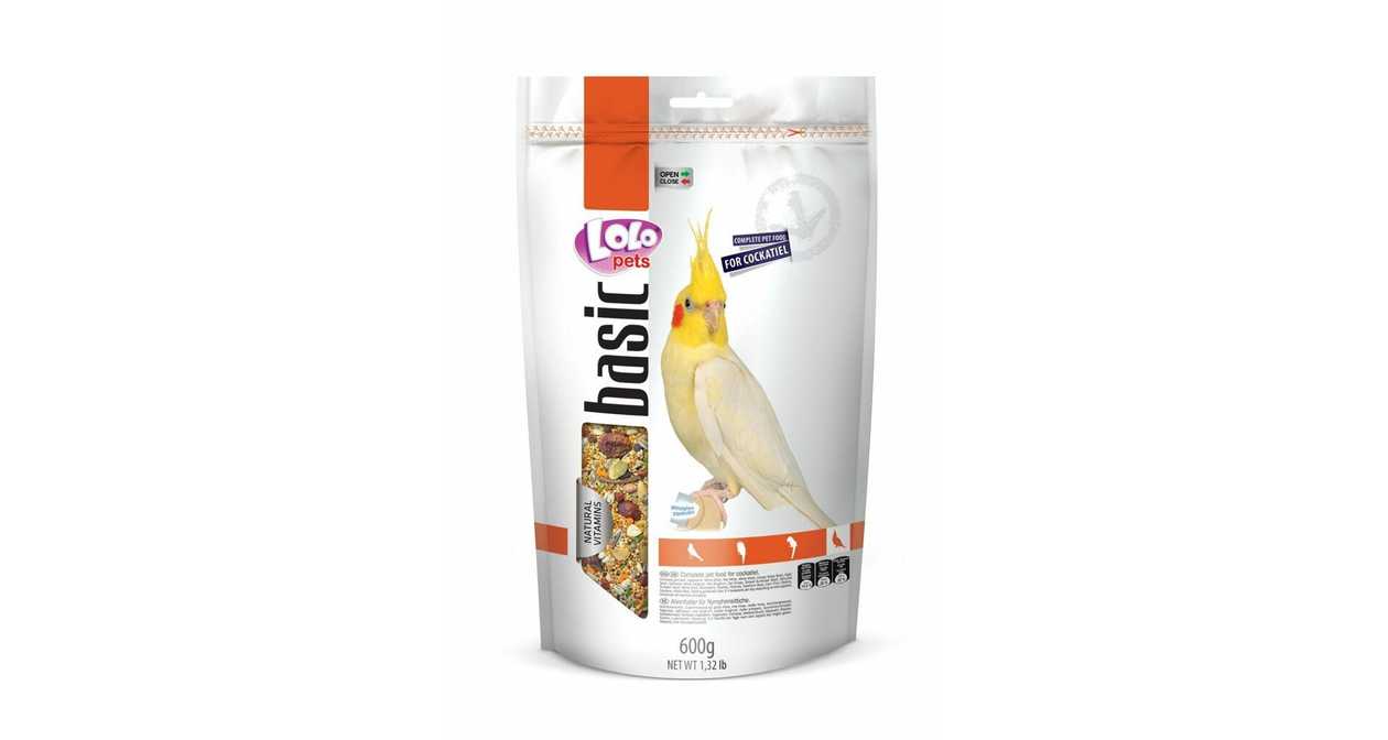 Lolo Pets Foody Complete Feed for Parrots 600 g