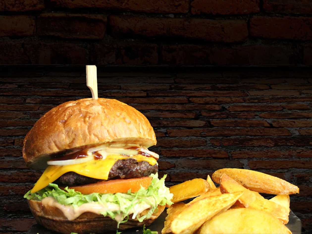 CLASSIC CHEESE BURGER
