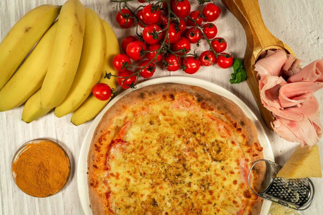 Banana - Small Pizza