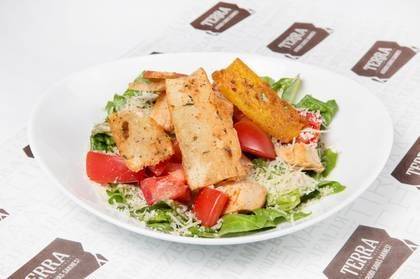 Caesar salad with chicken