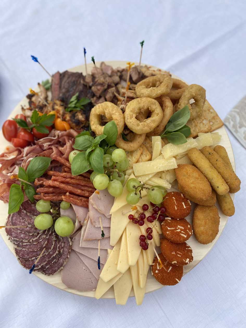 Plate for friends 1200 g