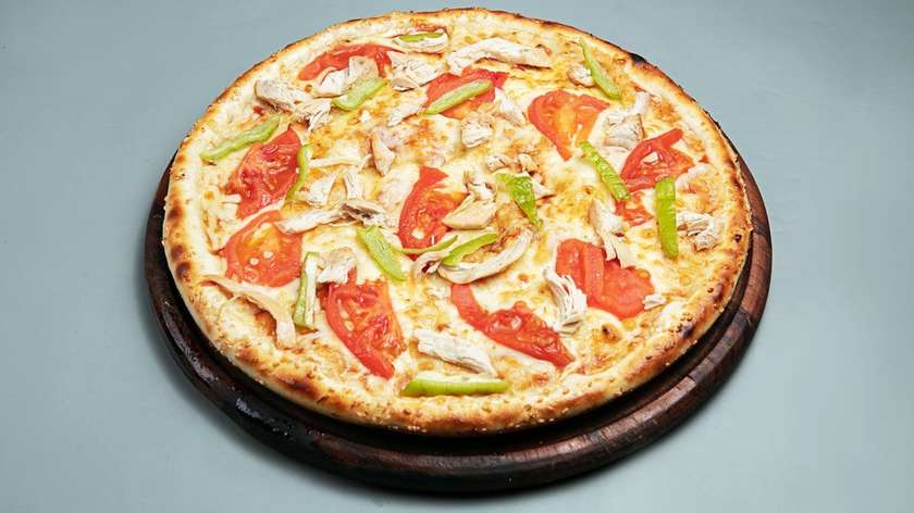 Toyuqlu Pizza