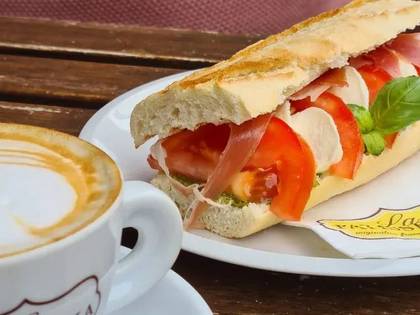 Baguette with Parma Ham and Goat Cheese or Mozzarella (Please specify your choice in the notes)