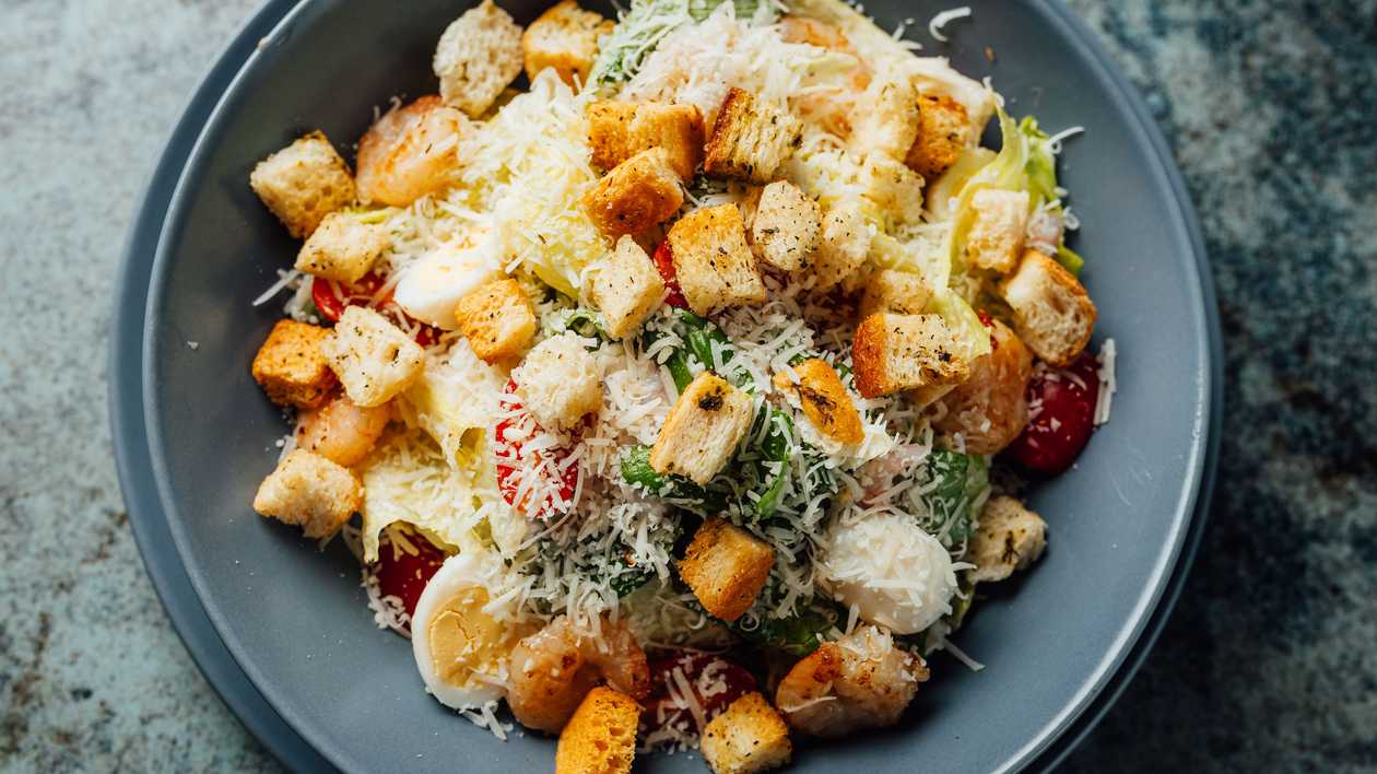Caesar salad with chicken 350 g