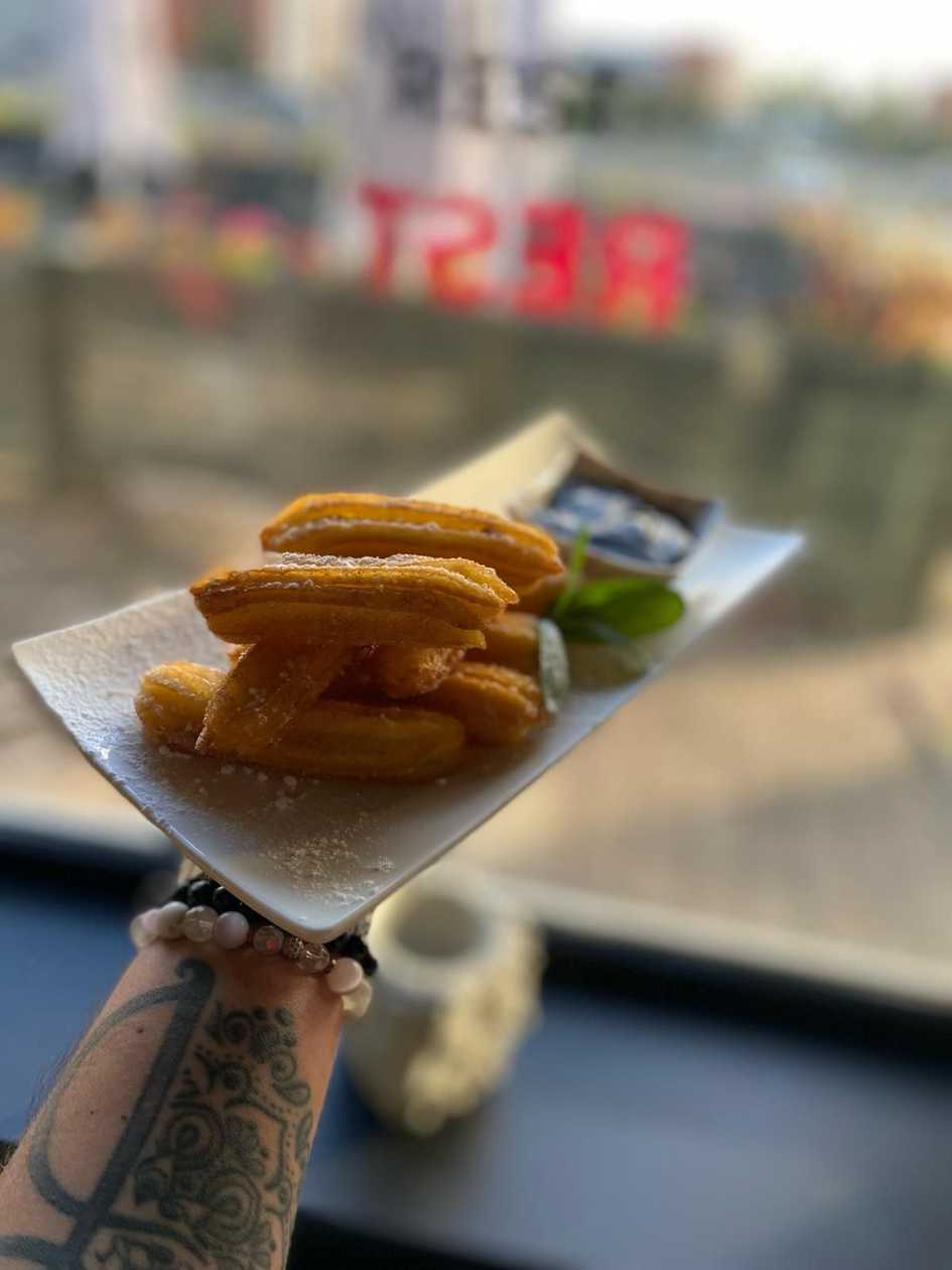 Churros with chocolate sauce 300 g