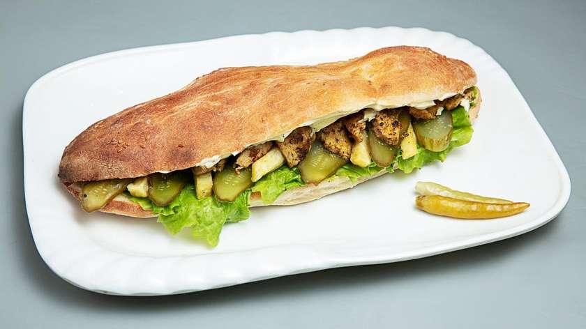 Toyuqlu Basdırma Çörəkdə