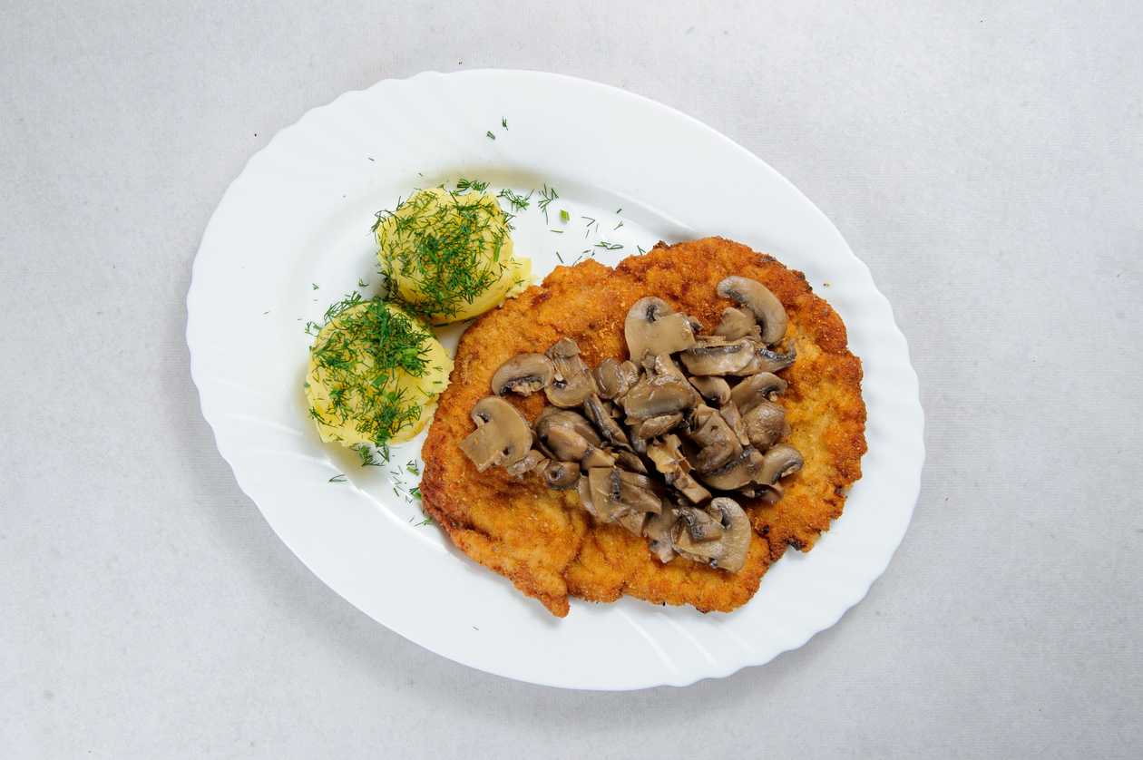 Pork Chop with Mushrooms