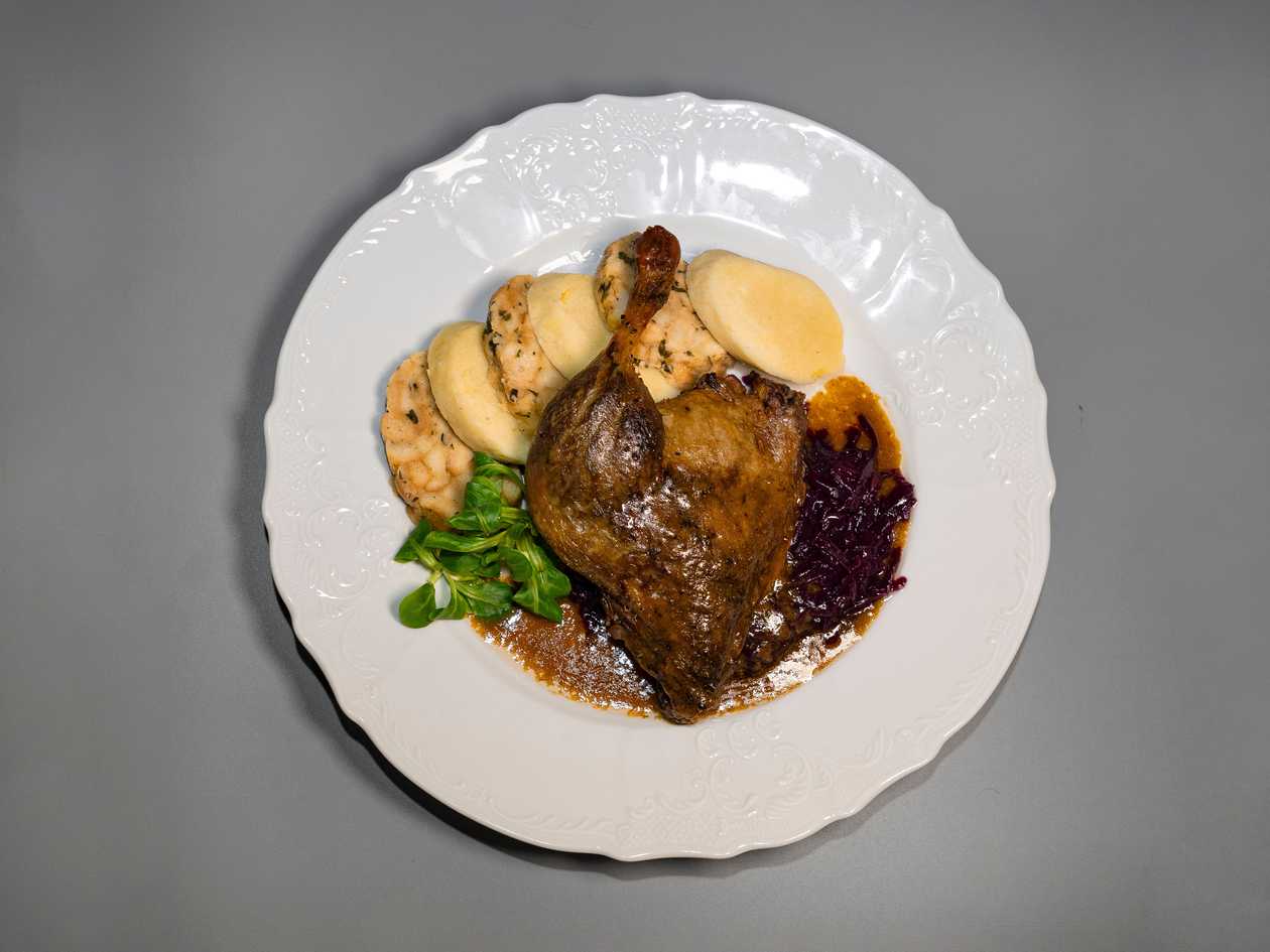 Confit duck thigh, red cabbage, dumpling variations