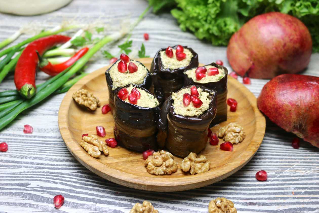 eggplant with walnuts