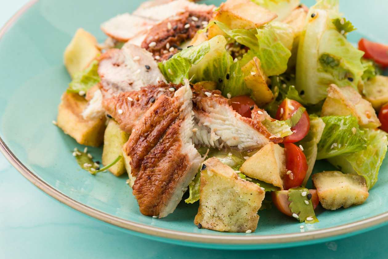 Salad with eggplant and eel