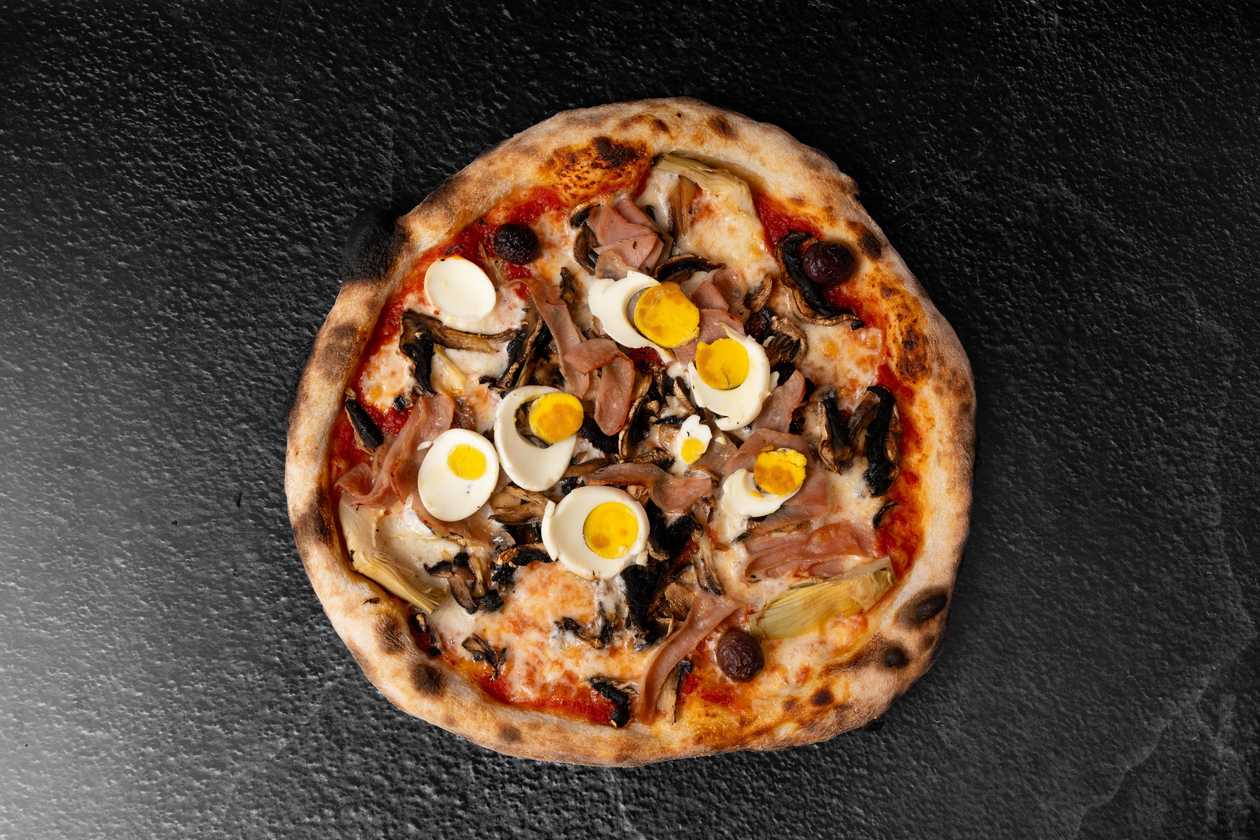 Capricciosa Pizza