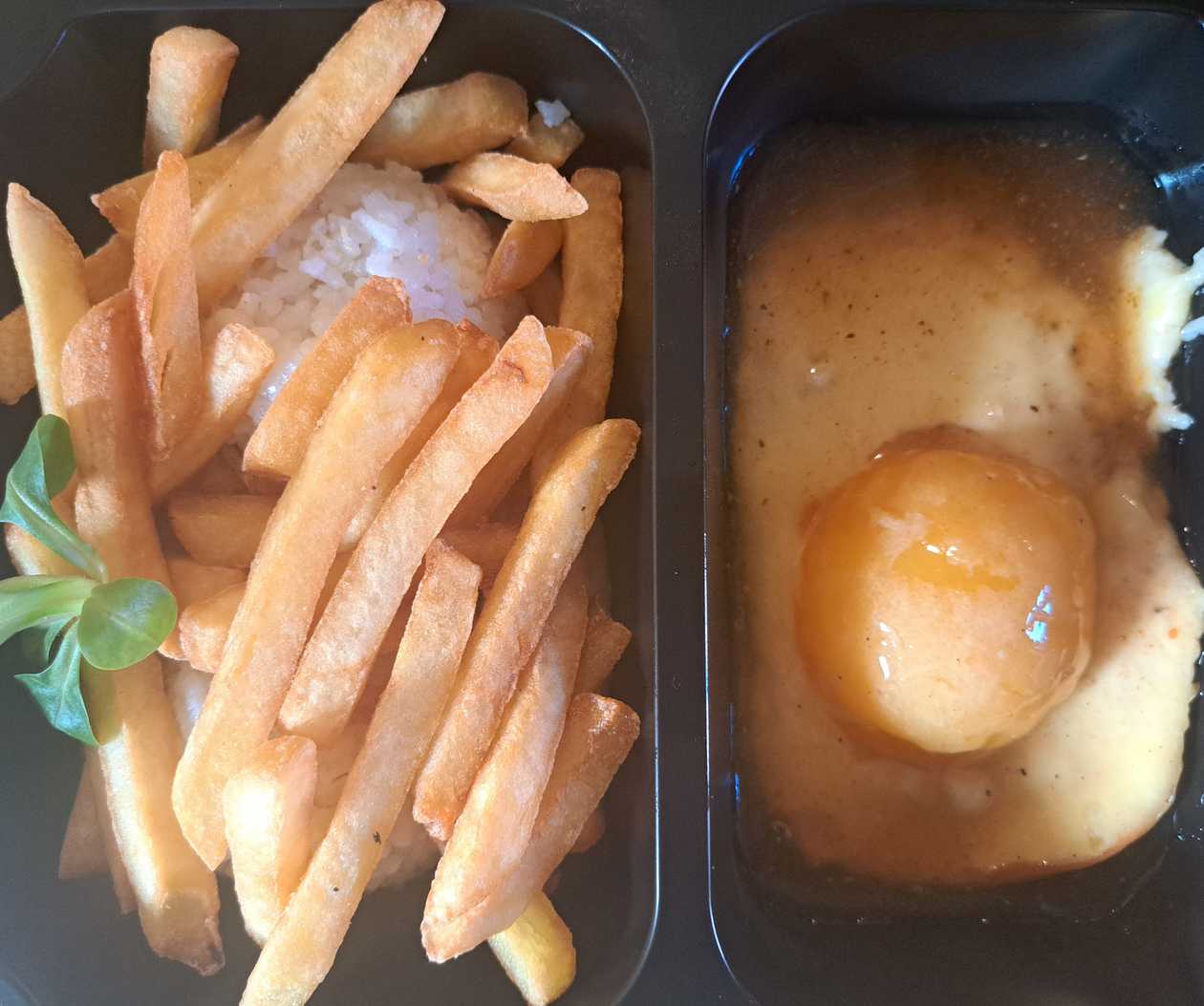 Zapekané kuracie prsia Diana (s broskyňou a syrom), ryža/hranolky