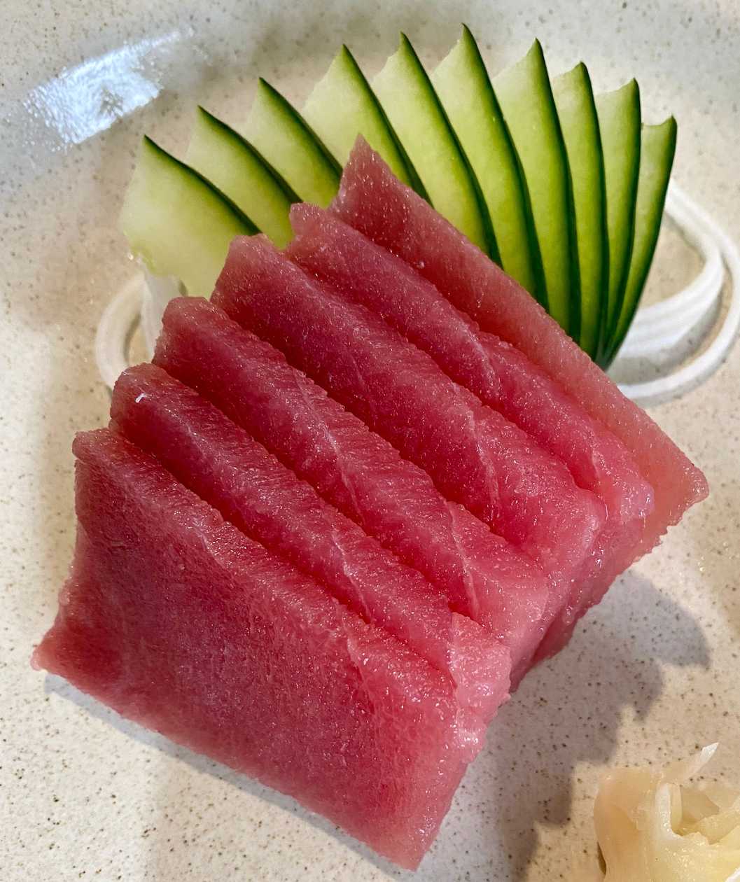 Tuna Sashimi (6 Pieces)