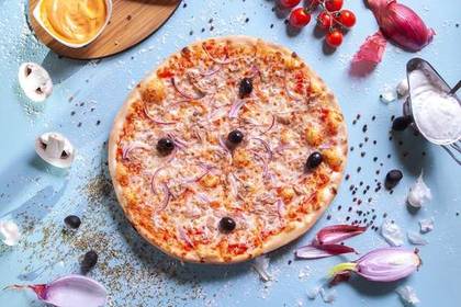 Pizza Tonno