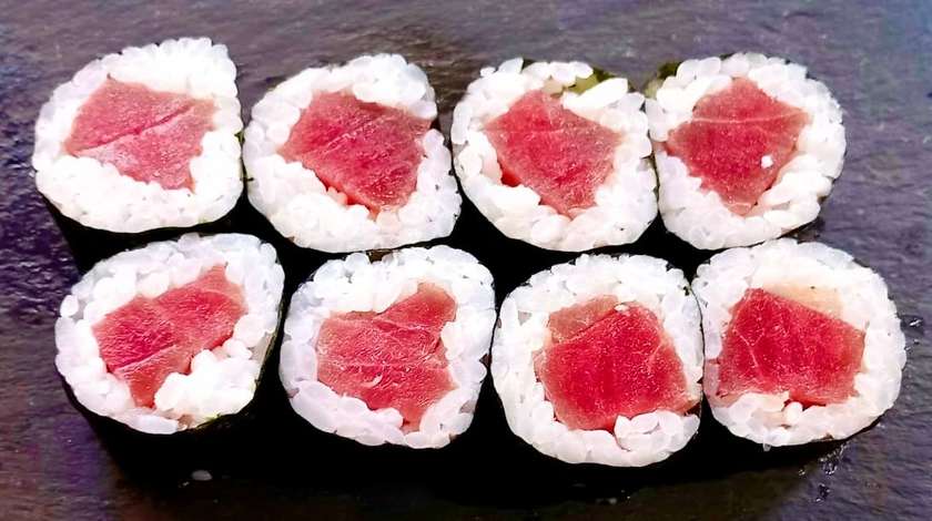 Tuna Hosomaki (8 Pieces)