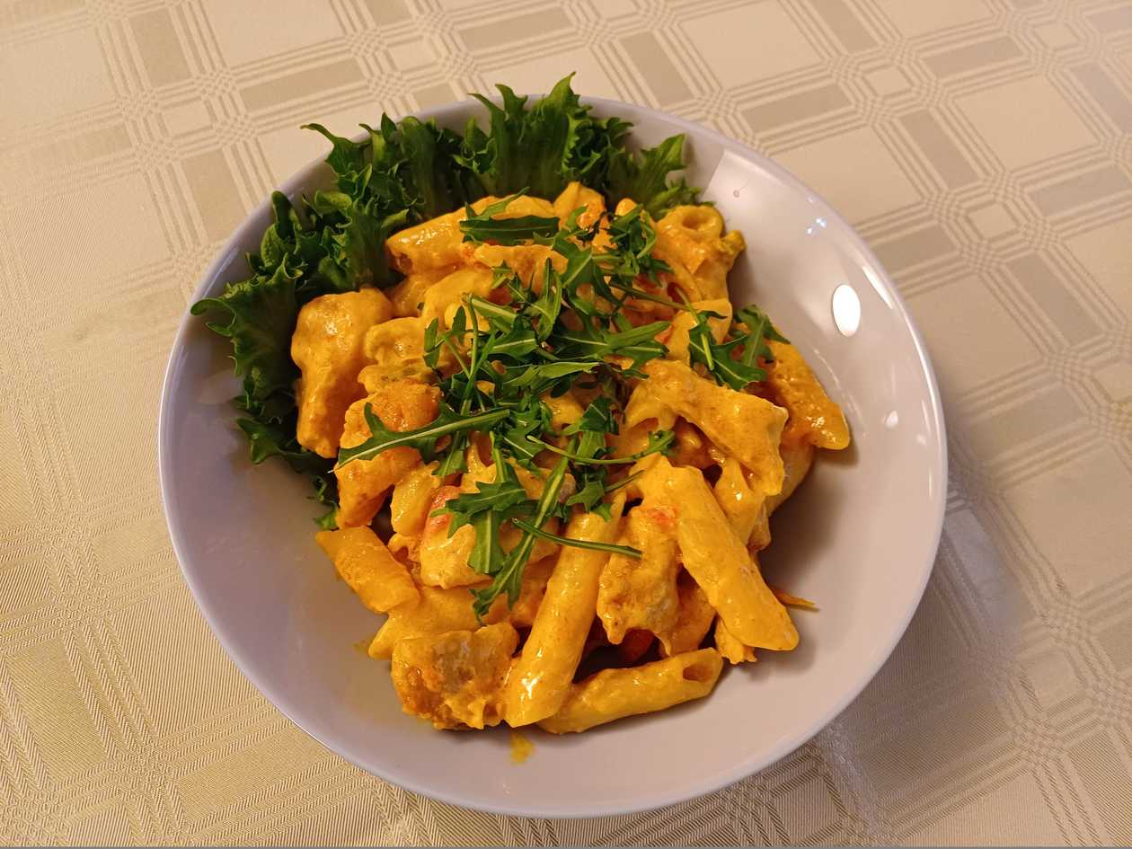 Koorene penne kanafileega/vali lisand