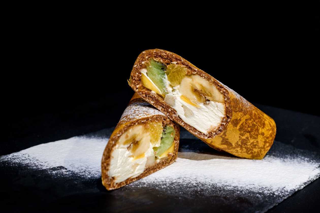 HandRoll Sweet Fruit