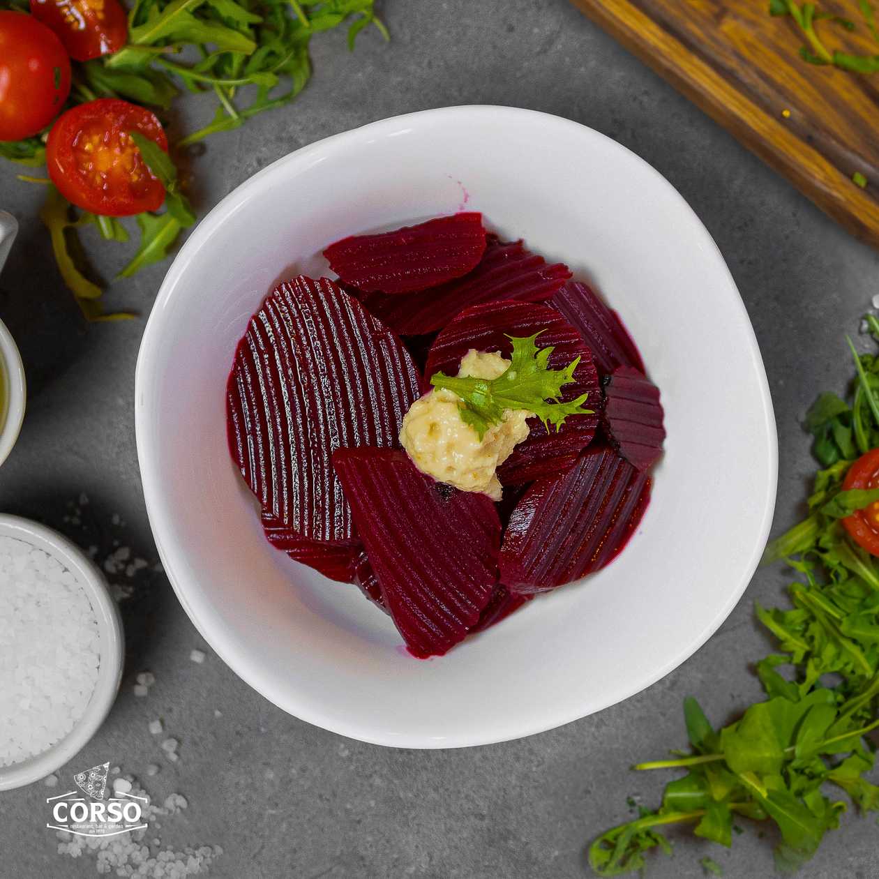 Beetroot salad with horseradish