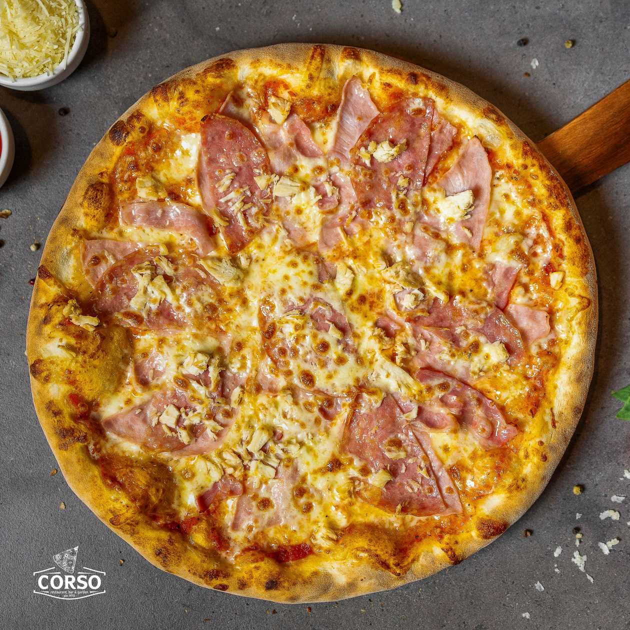 Carnivore pizza