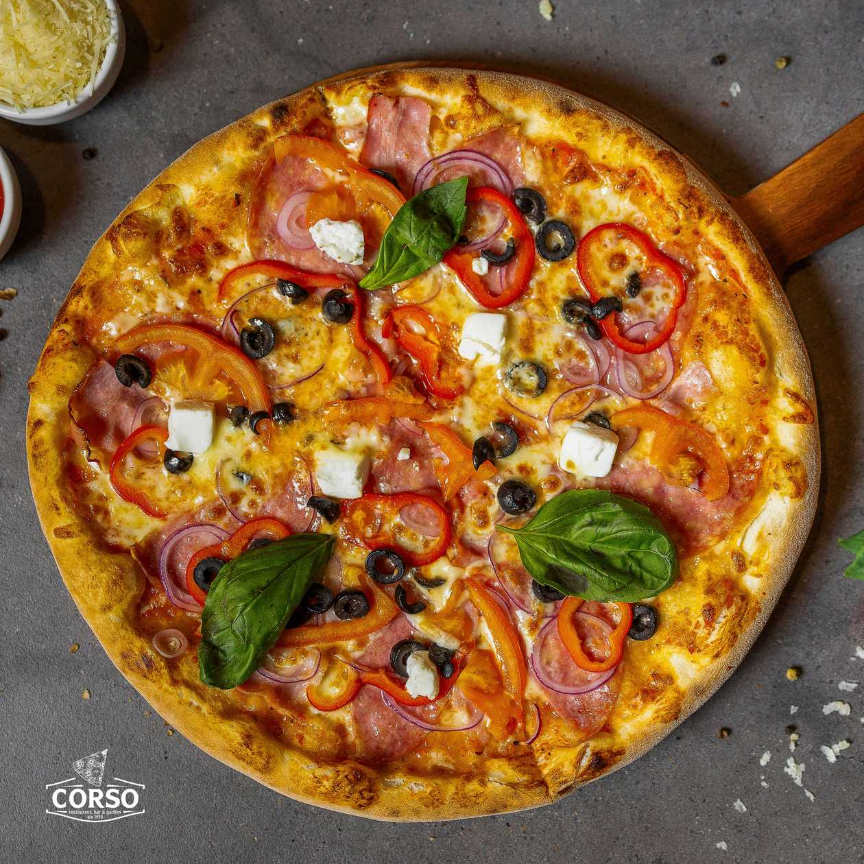 Greek pizza