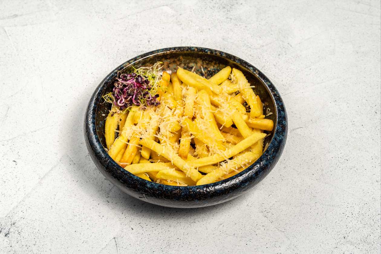 Cartofi prajiti cu aroma de trufe si parmesan