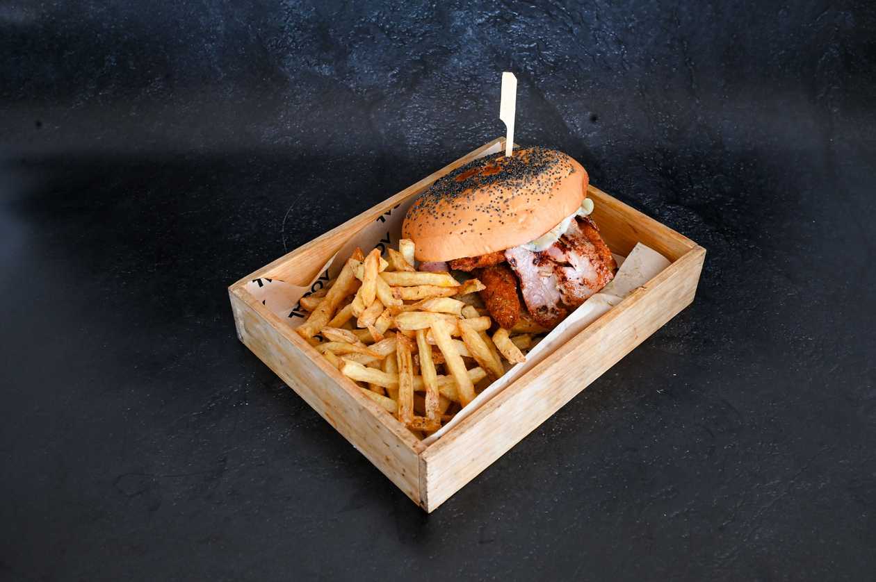 Crunchy Chicken Burger