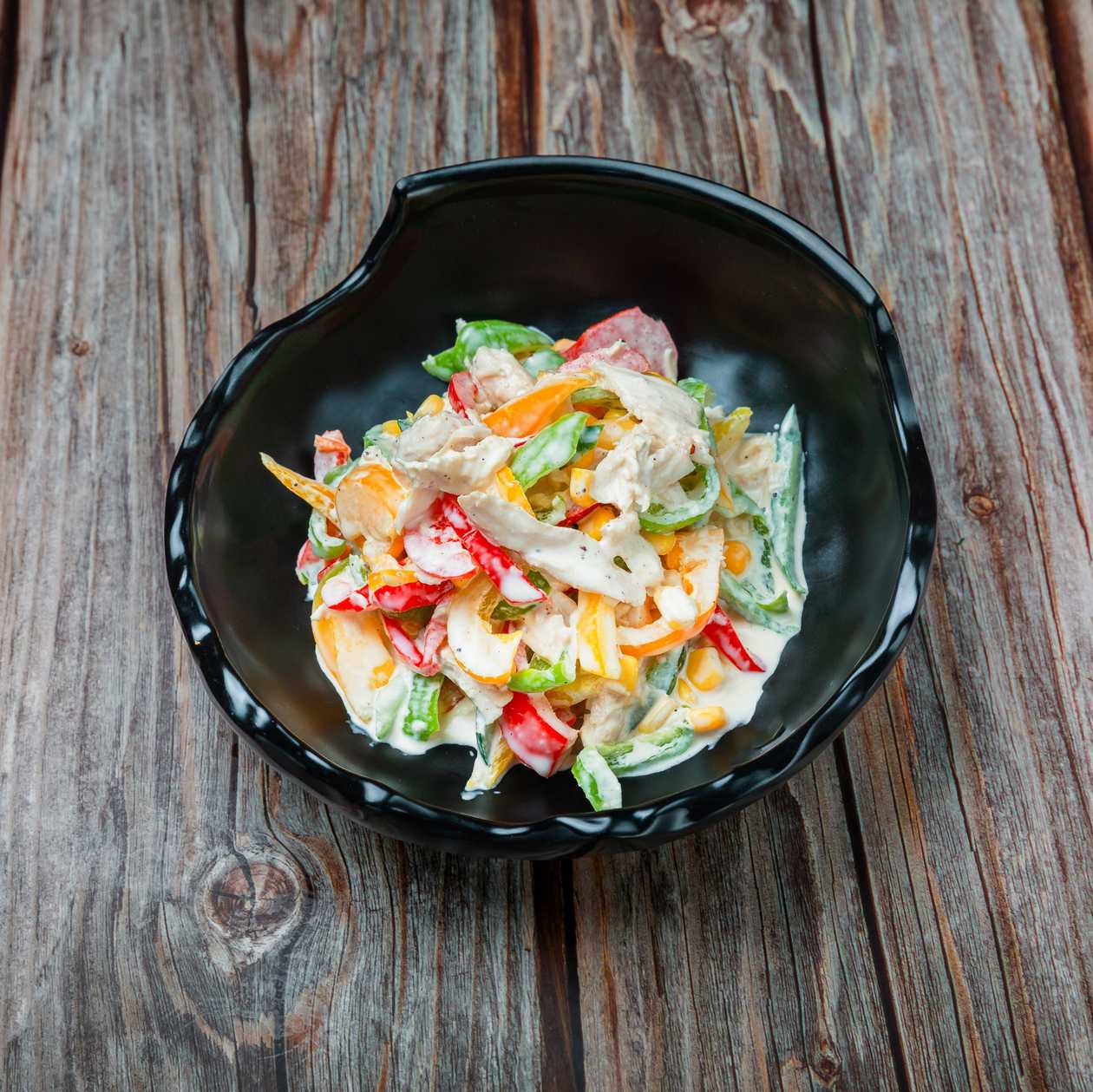 Toyuq Salatı