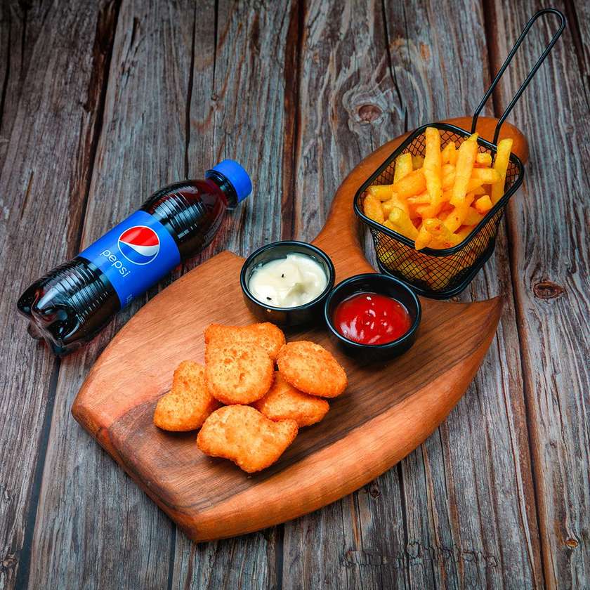 Naggetslər + Kartof fri + Pepsi® 250ml