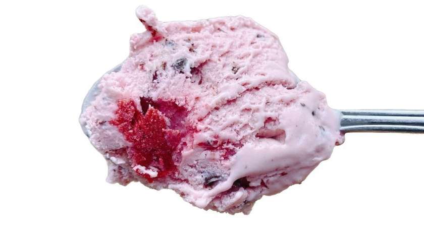 Cherry with Dark Chocolate Pieces 500ml