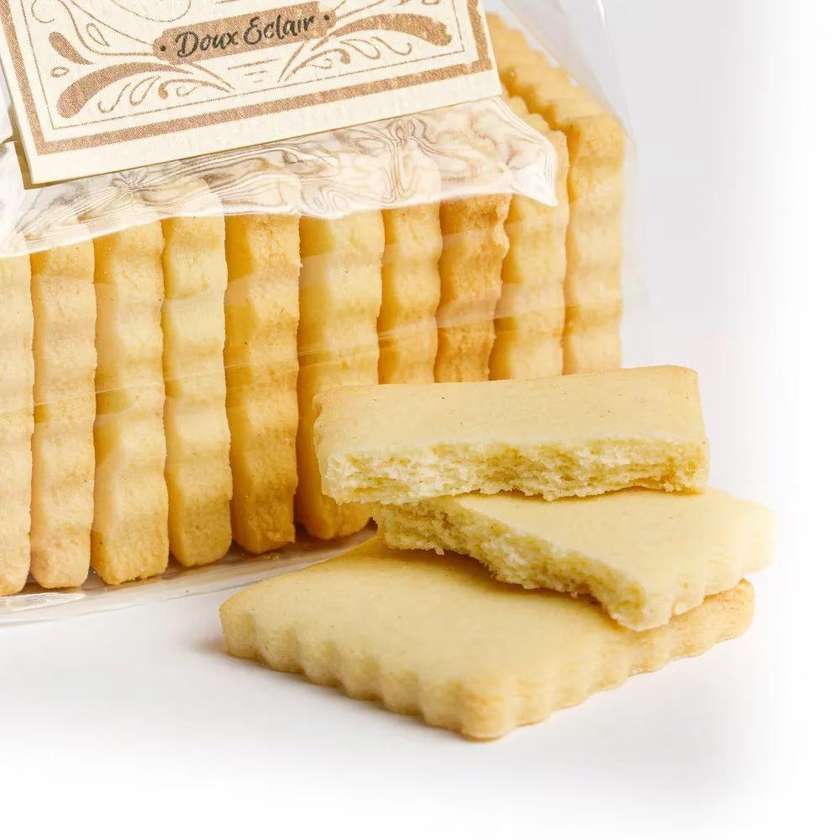 Artisan biscuits with vanilla