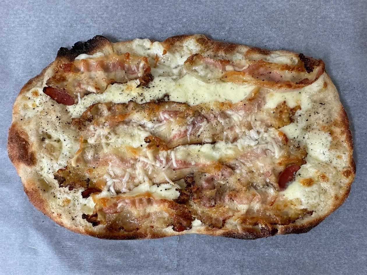 Gricia pinsa