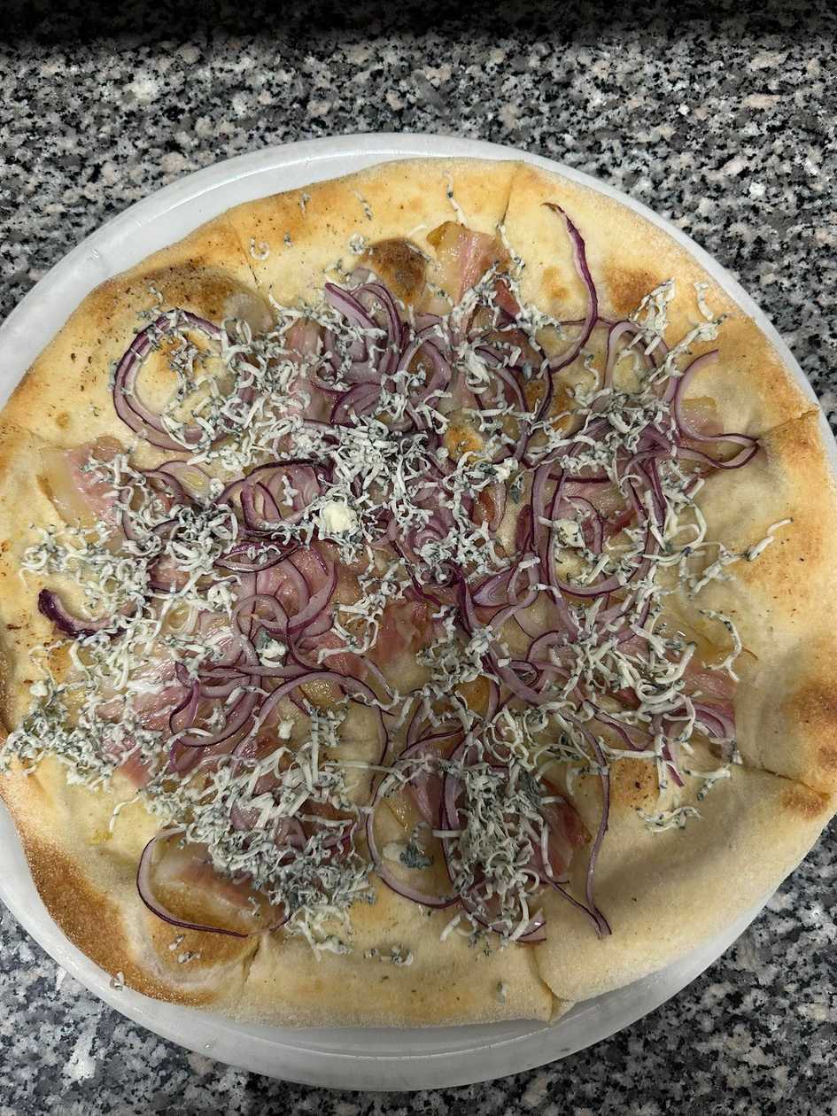 Pizza Base Blue cheese