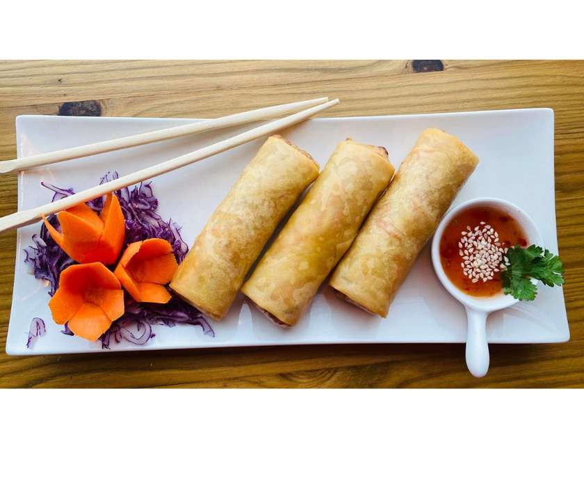 Chicken Spring Rolls (3 pcs.)