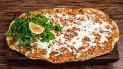 Pendirli Lahmacun