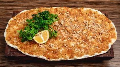 Qozlu Lahmacun