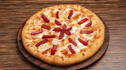 Sucuklu Pizza