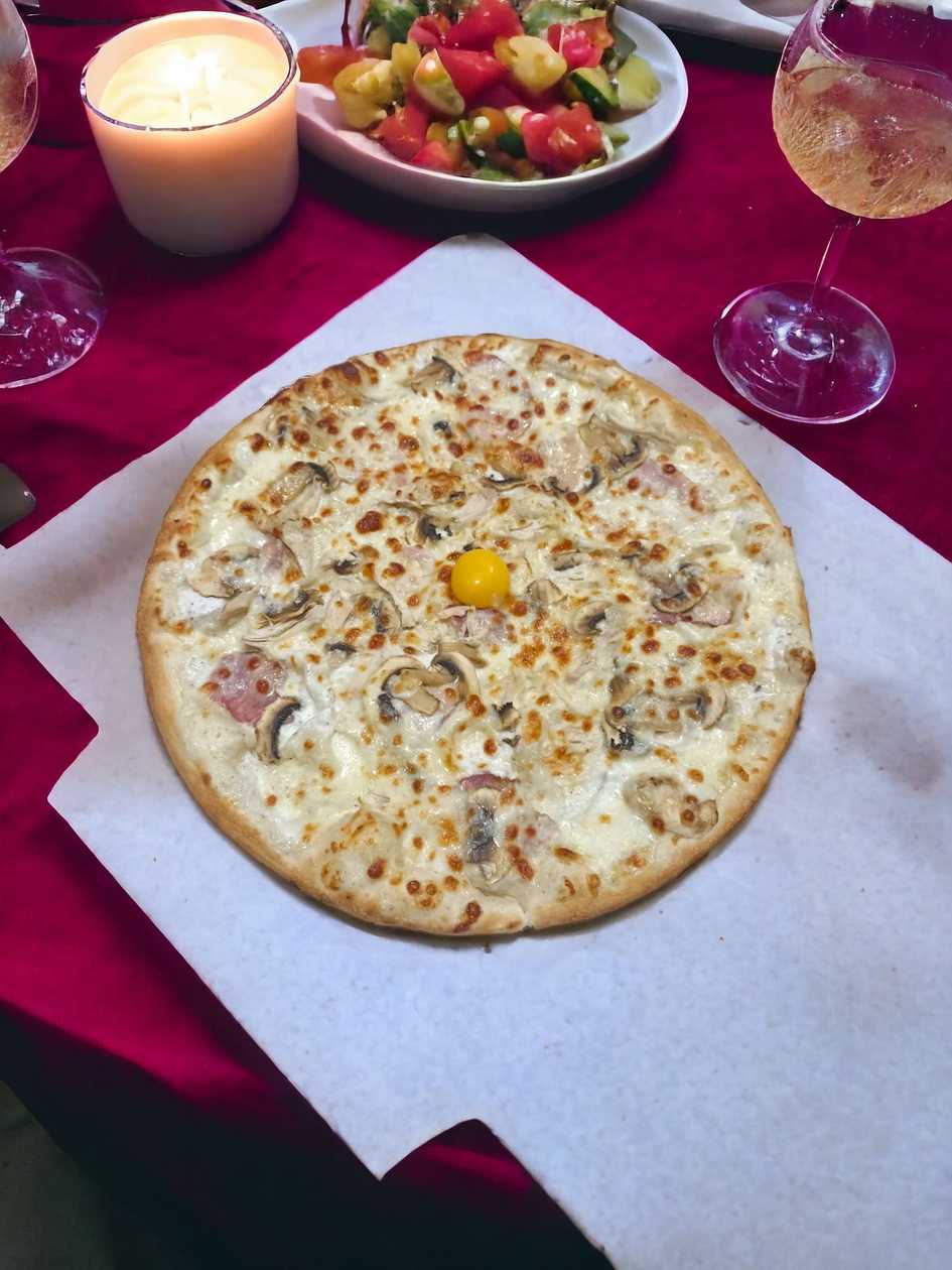 Carbonara Pizza