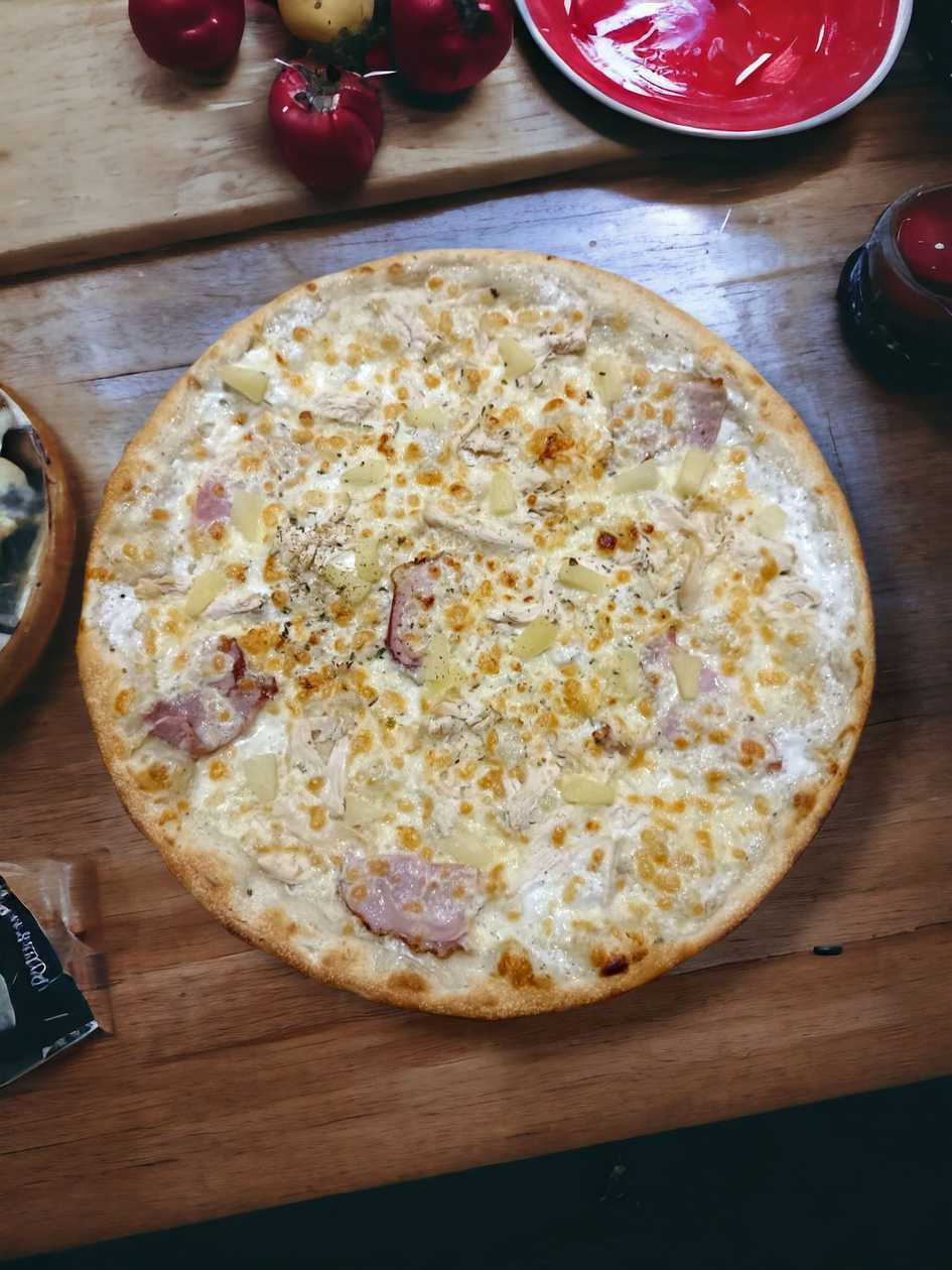 Hawaiian Pizza