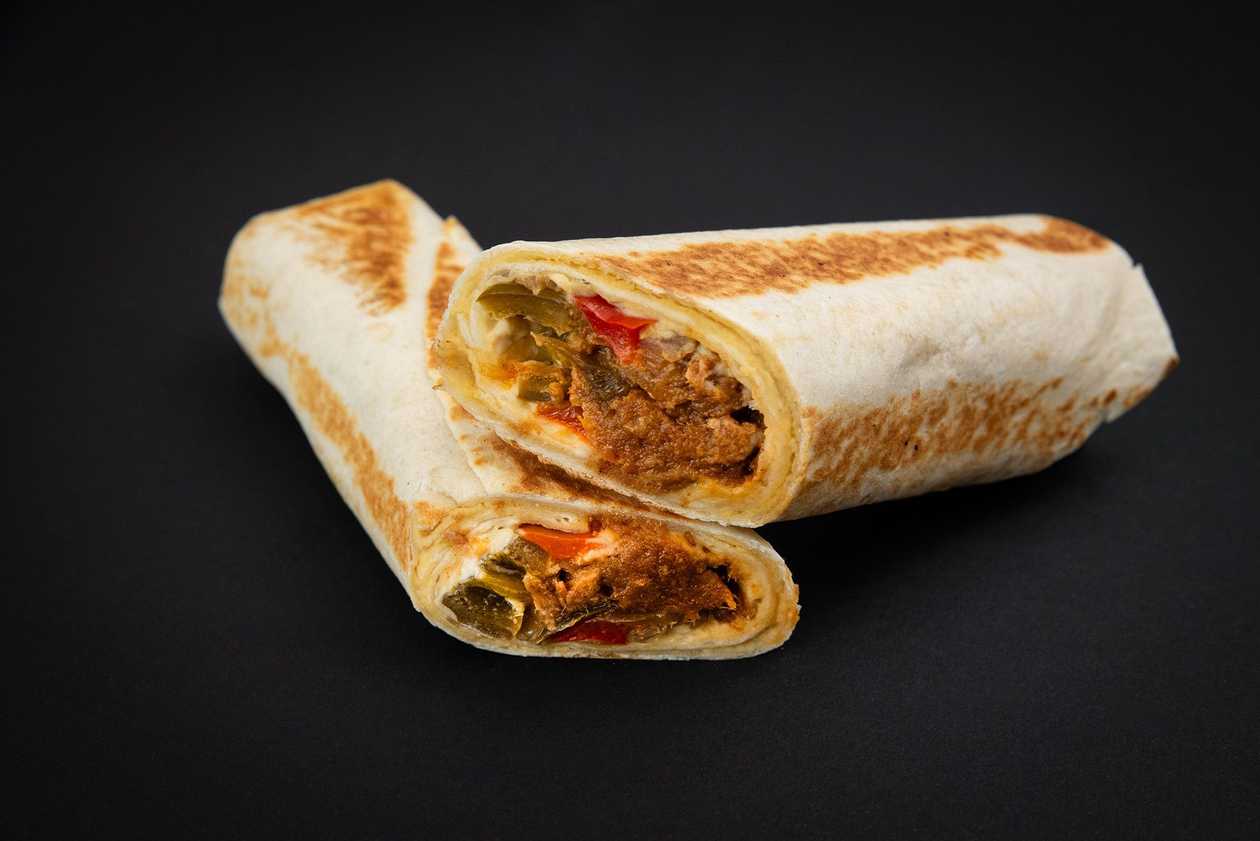 Pulled Pork Hummus Wrap