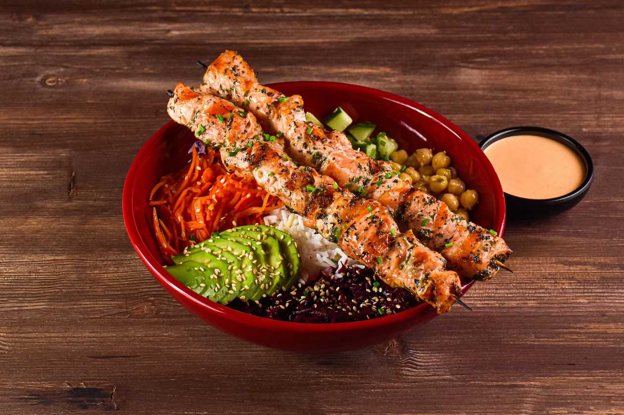 Buddha Bowl su ryžių pagrindu