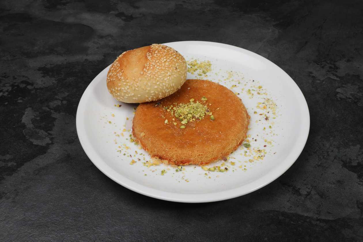 Knafeh