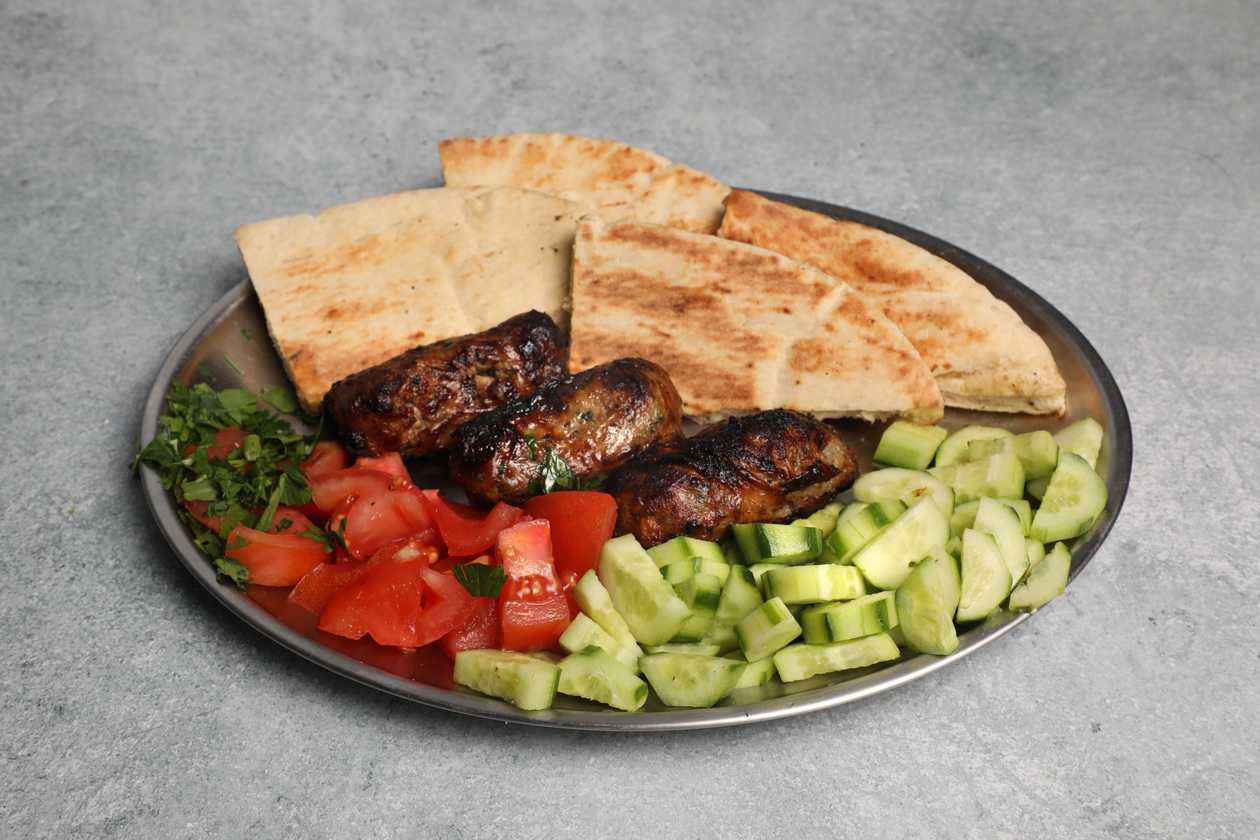Sieftalia Pita