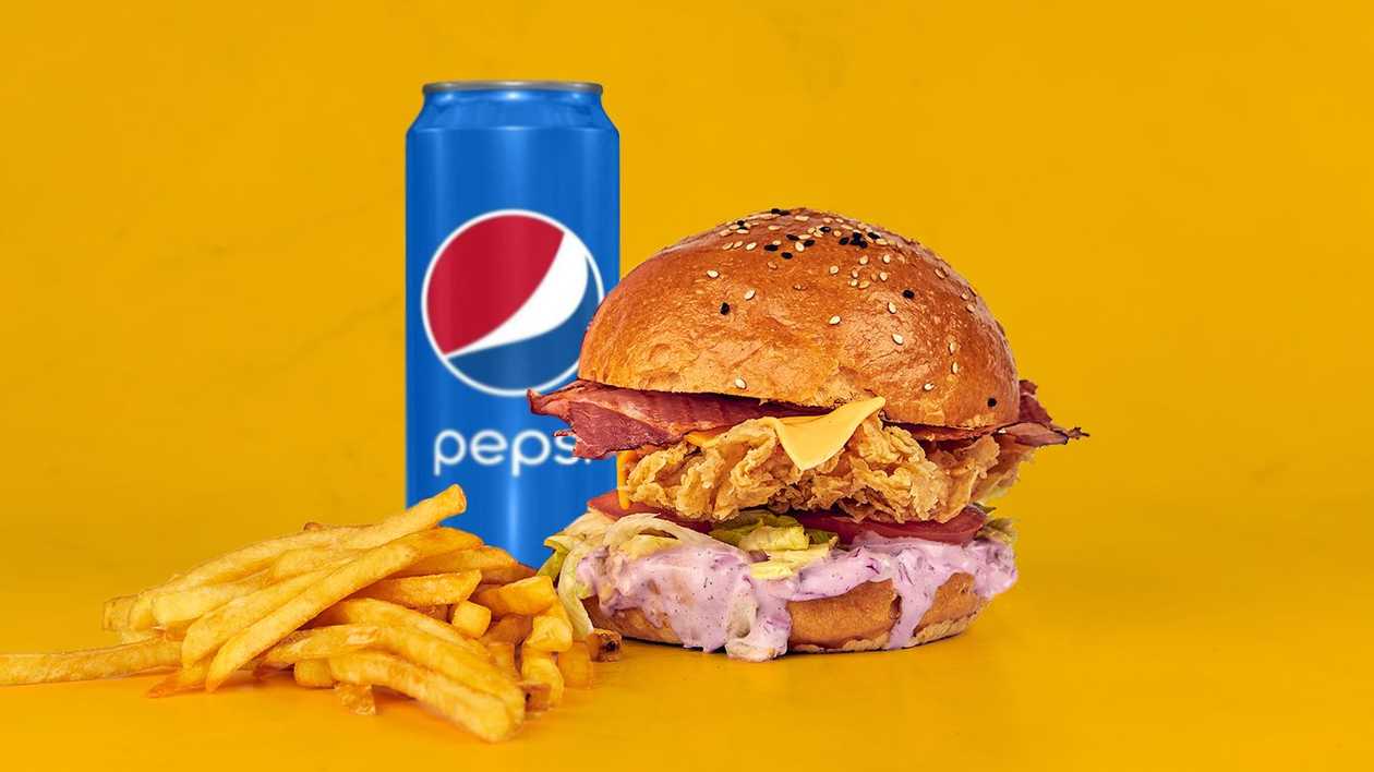 Bacon chicken crispy burger + fries + dip