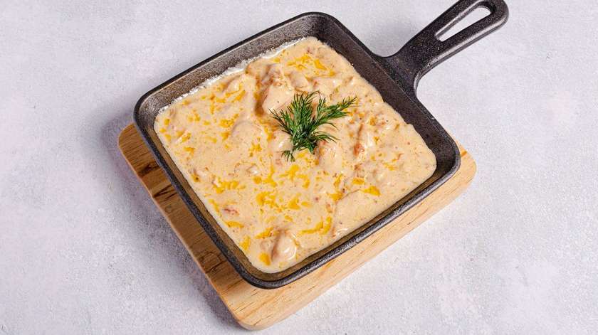 Straqanof Toyuq Əti ilə