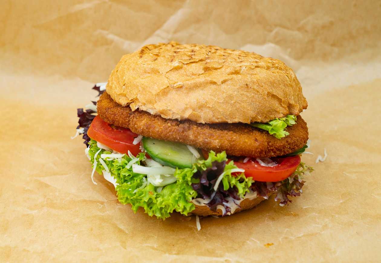 Kuřecí řízek v bulce