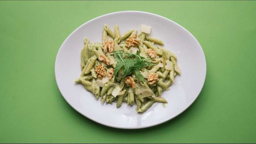 Penne Green Pesto, Walnuts & Parmesan Cheese Shavings Pasta
