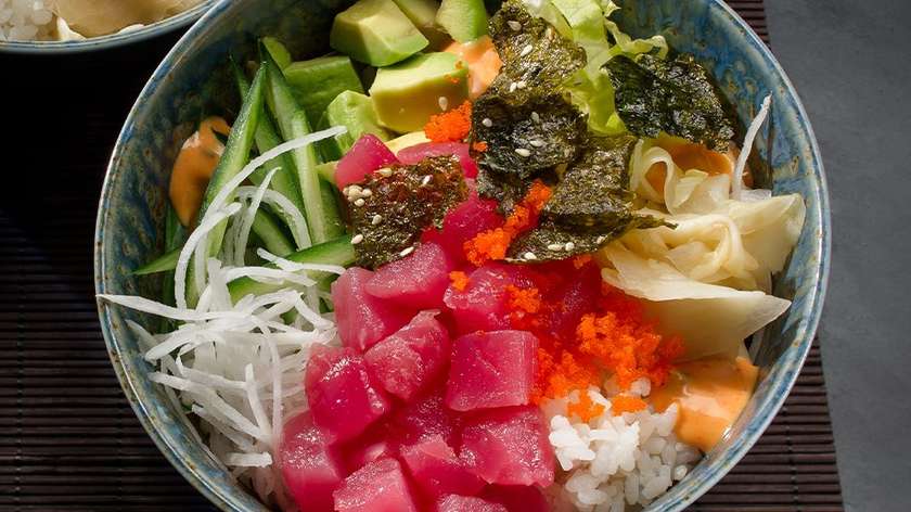 "Maguro poke bowl" with rice or salad