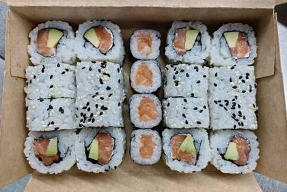 W13 Sushi Misto (20 Pcs.)