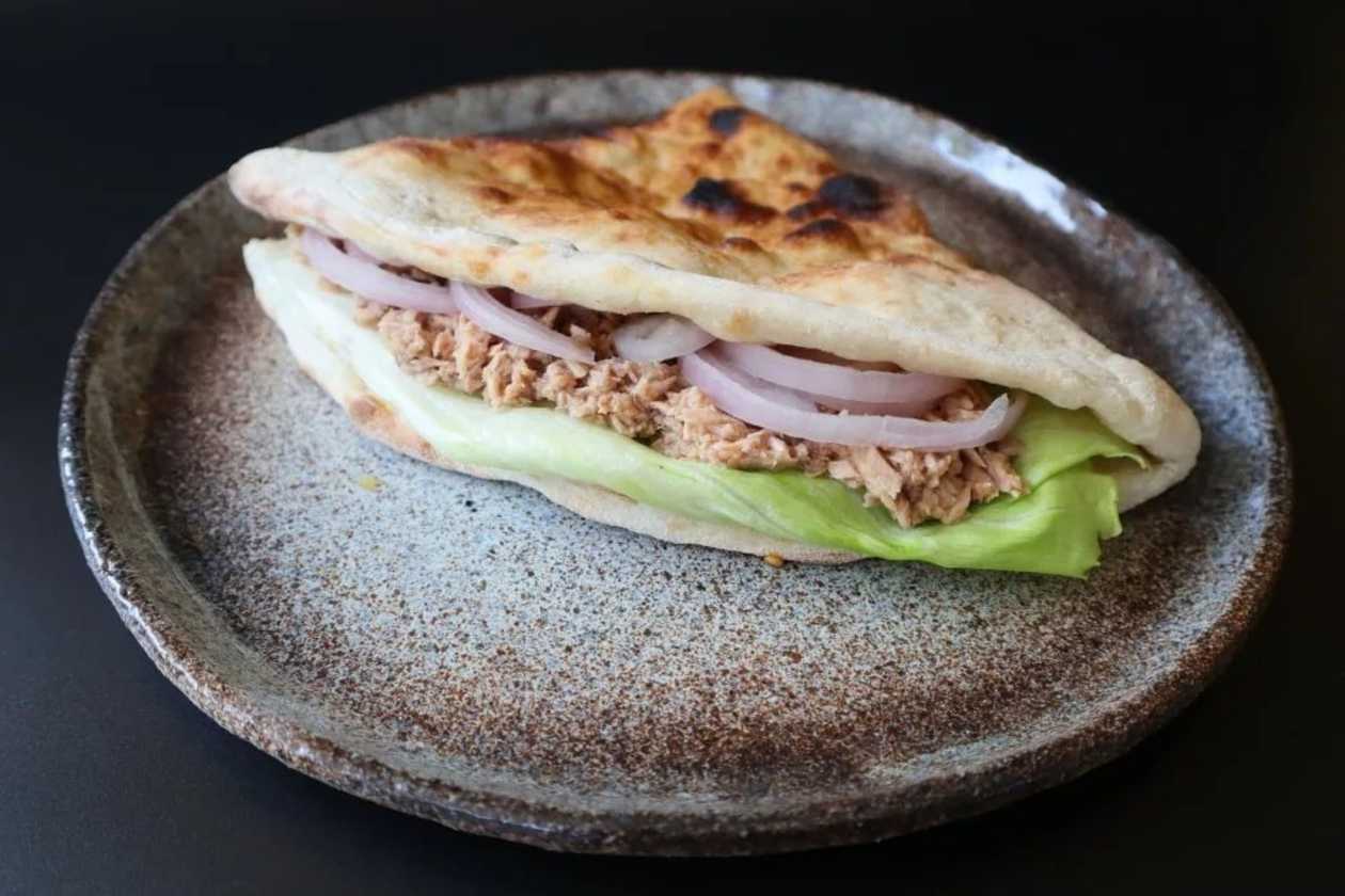 Tuna sandwich