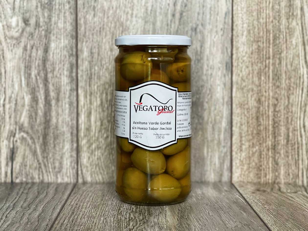 Karaliskās olīvas zaļas ar kauliņiem ar anšovu garšu [ 720 G ]